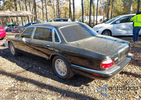 1998 Jaguar Xj8 Vanden Plas from USA, damaged, VIN SAJKX6248WC842326